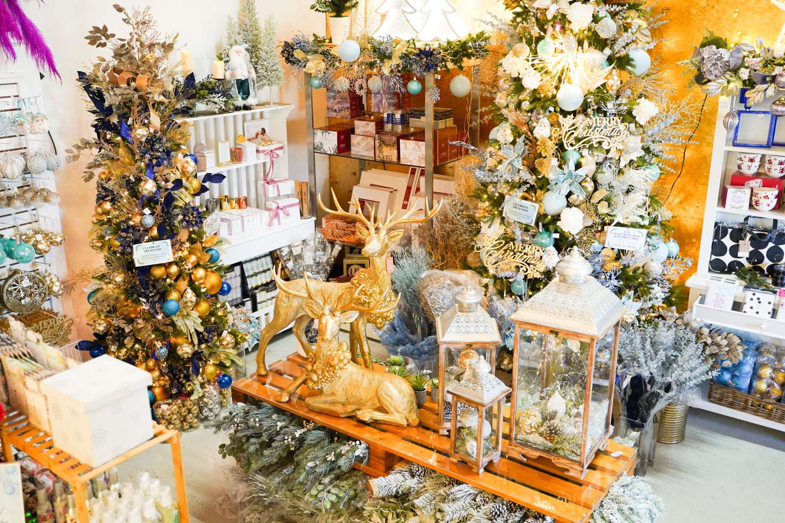 Top 10 Christmas Traditions to Start with Your Family